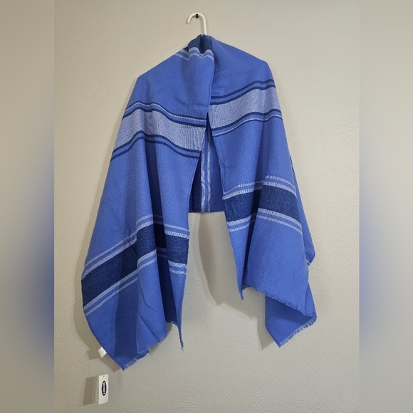 NWT- Old Navy Shawl - Picture 1 of 3